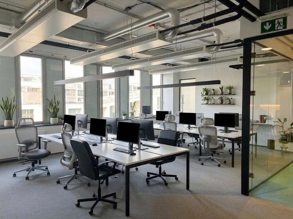 UD4D office workspace